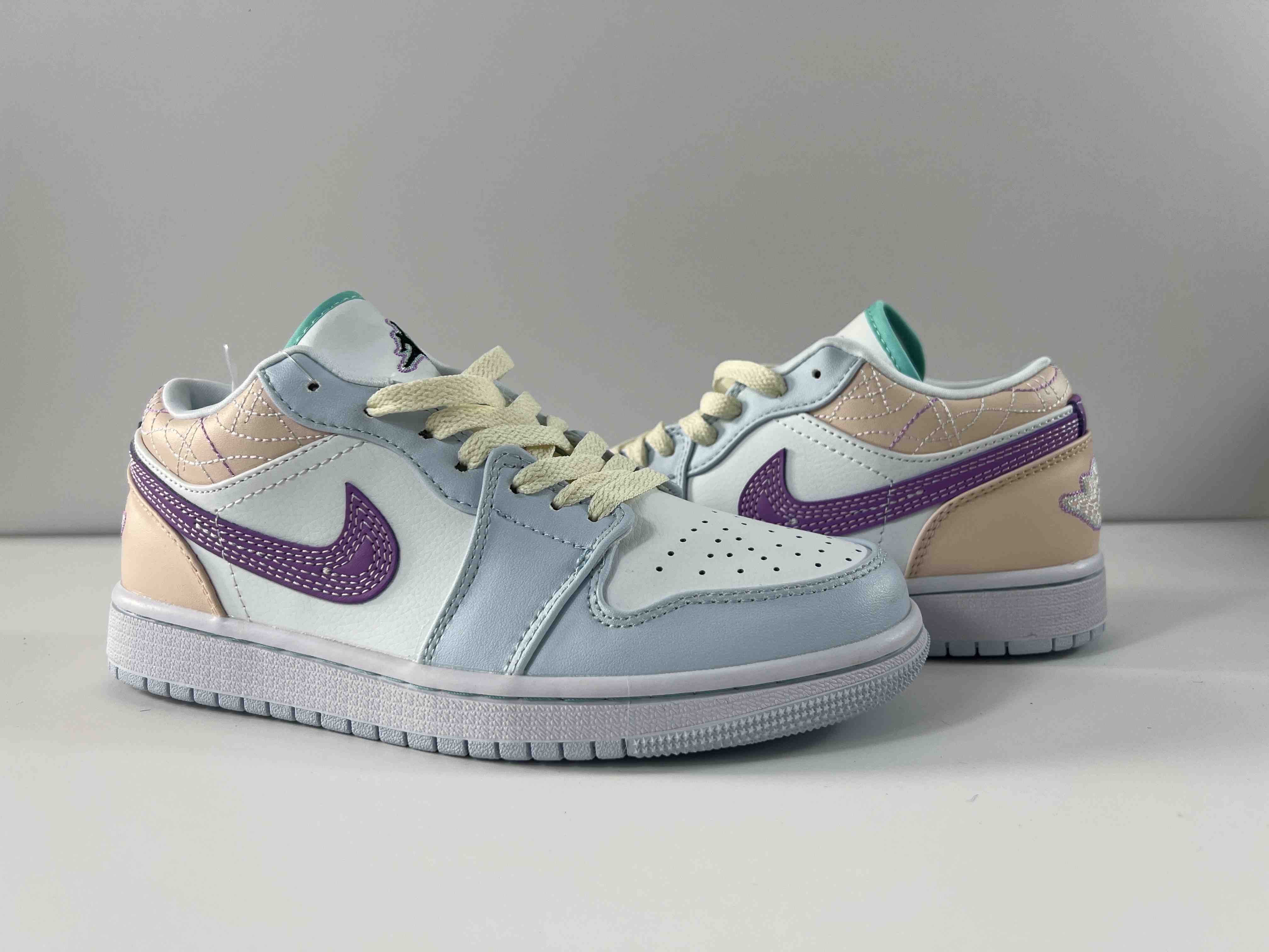Air Jordan 1  Low cut beige pink us5.5-us8 Women's shoes FV3623-151