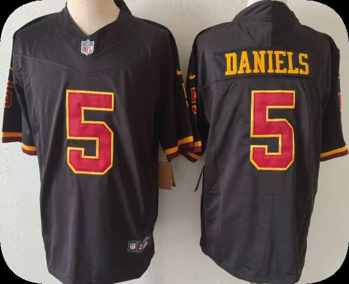 Men's Washington Commanders #5 Jayden Daniels Black 2026 Hail Raiser Alternate Vapor Limited Stitched Football Jersey